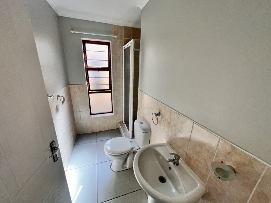 2 Bedroom Property for Sale in Wavecrest Eastern Cape